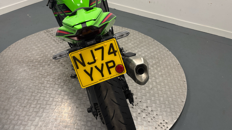 Kawasaki Ninja Zx 4 ZX400SRFNN (24MY)